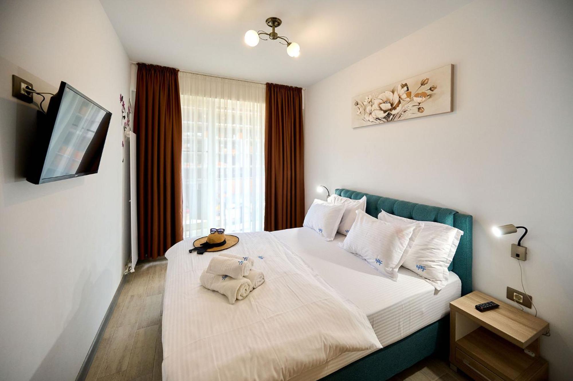 Evelyn'S Apartment Spa&Pool Beach Resort 마마이아 외부 사진